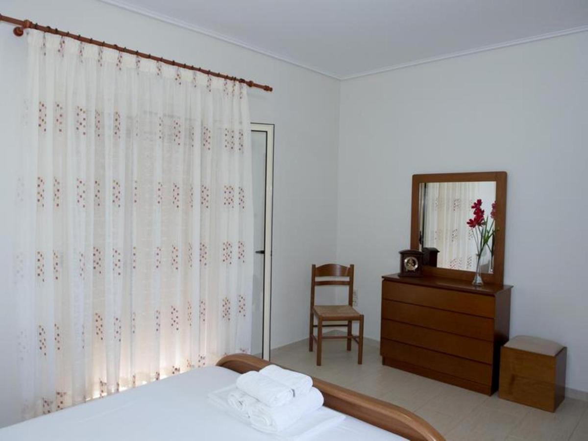 Manoleas Villas - Apartment 3 Stoupa Luaran gambar