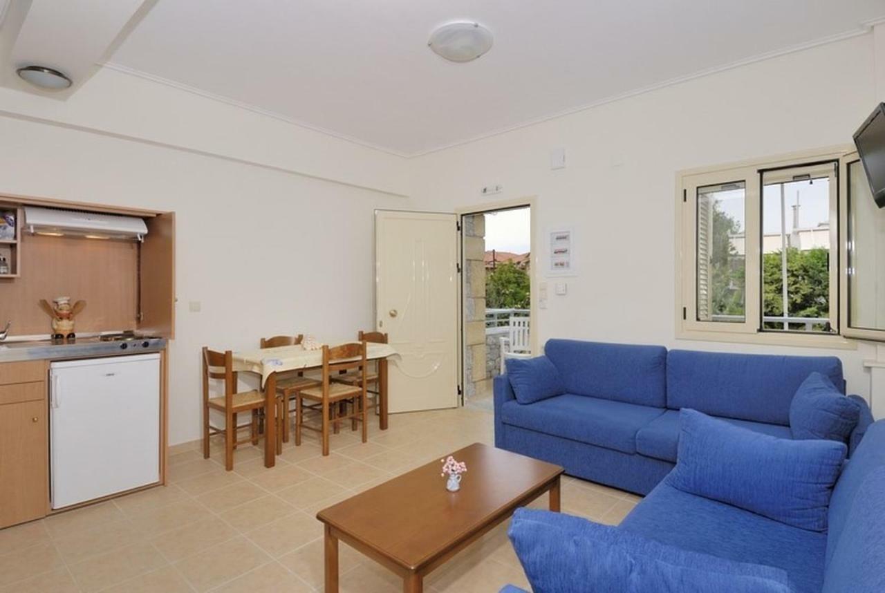 Manoleas Villas - Apartment 3 Stoupa Luaran gambar
